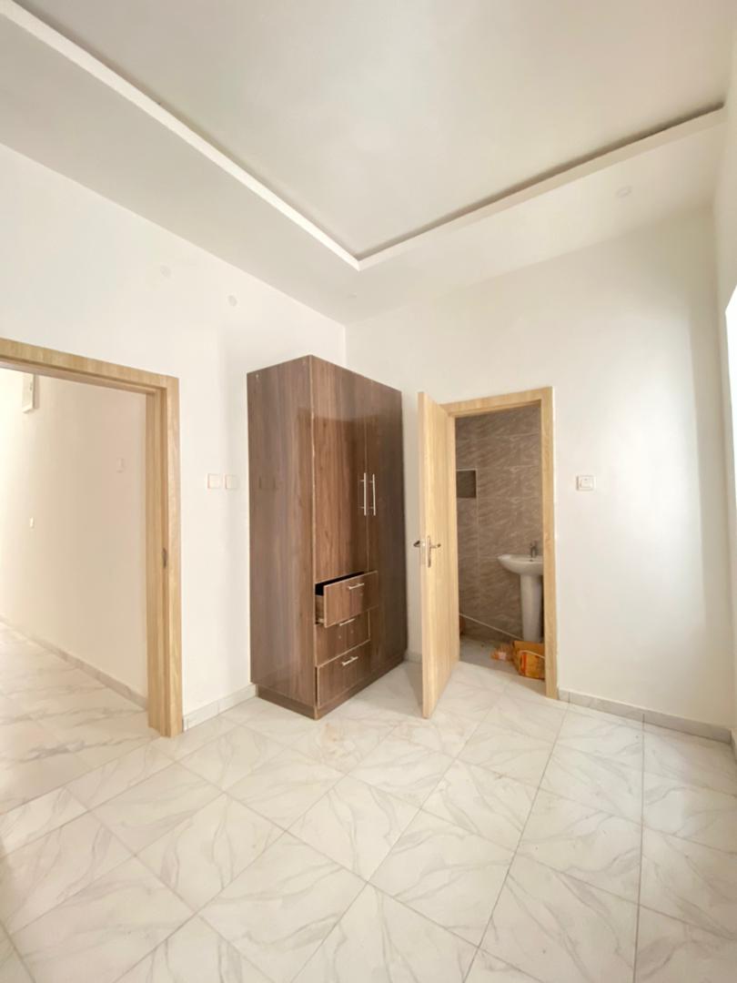 4 Bedroom Semi-Detached Duplex in Magodo Phase 1, Lagos