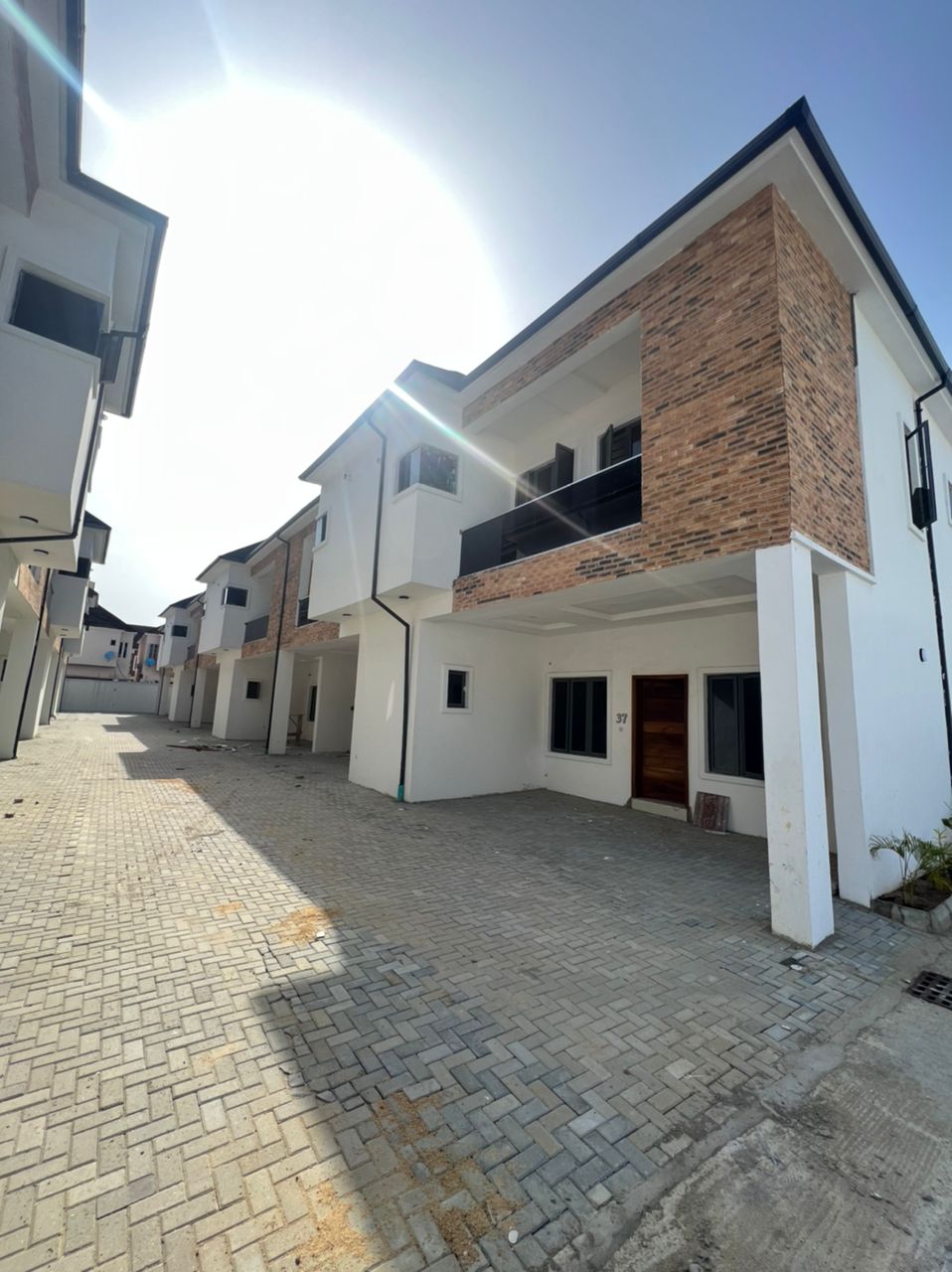 Nicely Built Terrace Duplexes for Sale!!