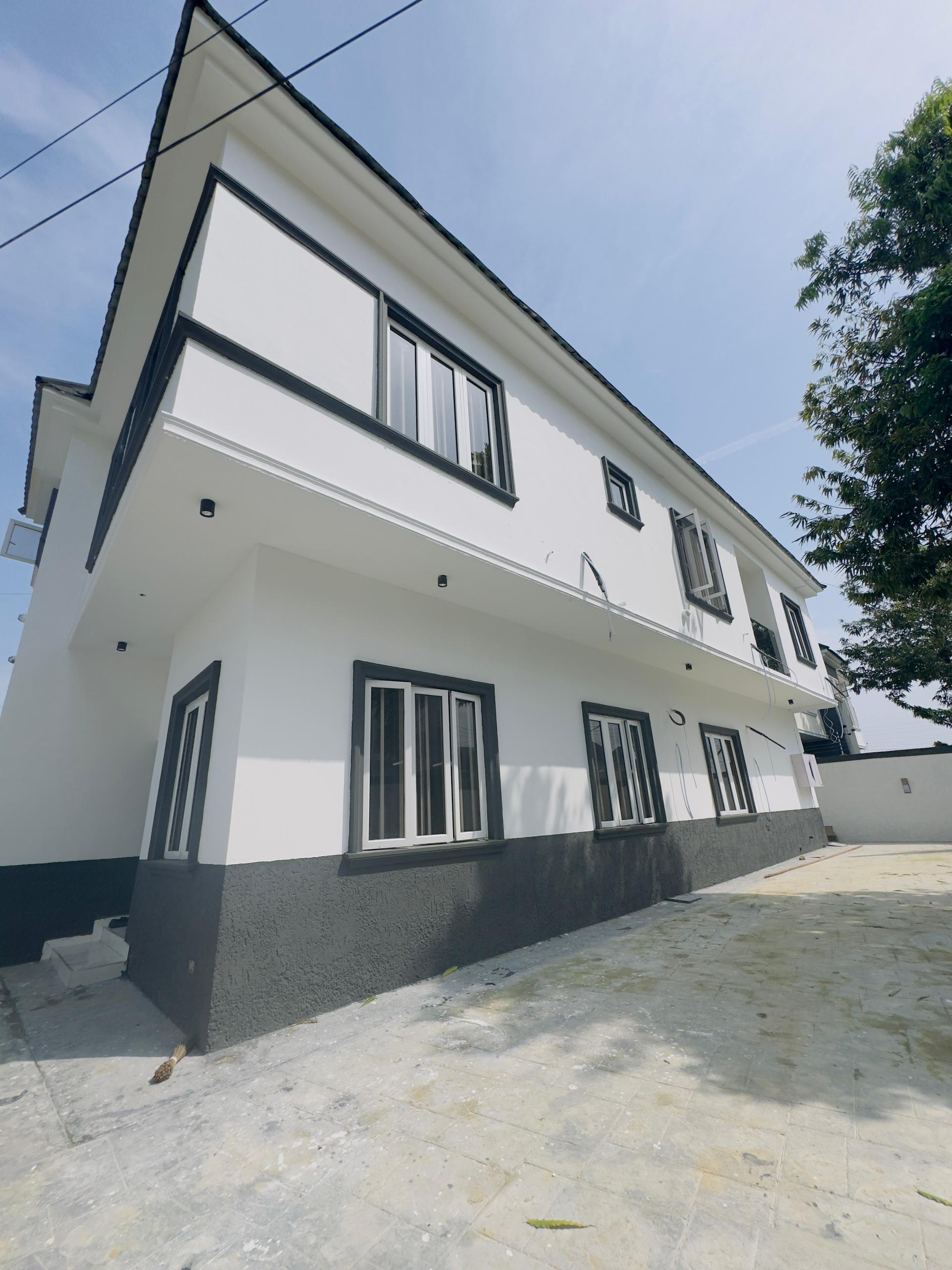 BEAUTIFULLY BUILT 4 BEDROOM SEMI DETACHED DUPLEX