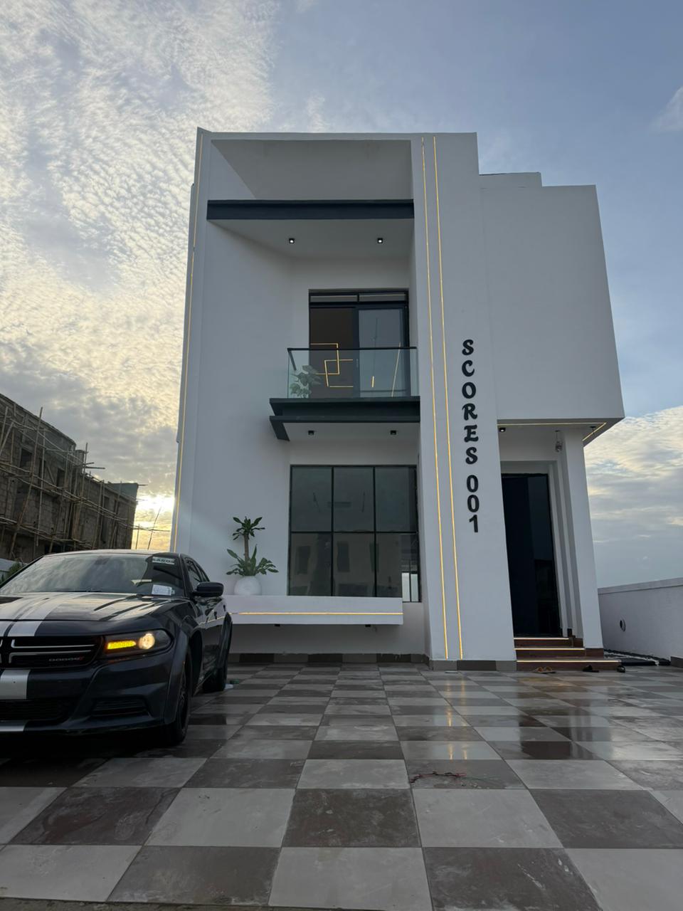 5 Bedroom Fully Detached Duplex