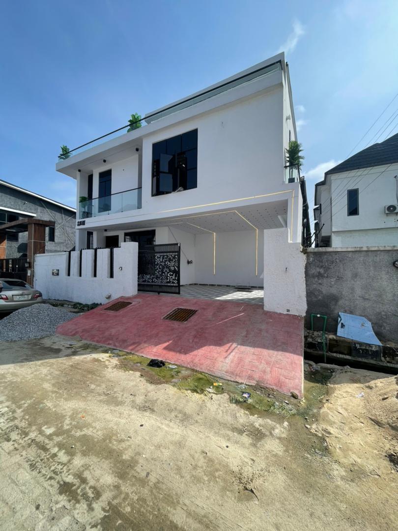 4 Bedroom Fully Detached Duplex